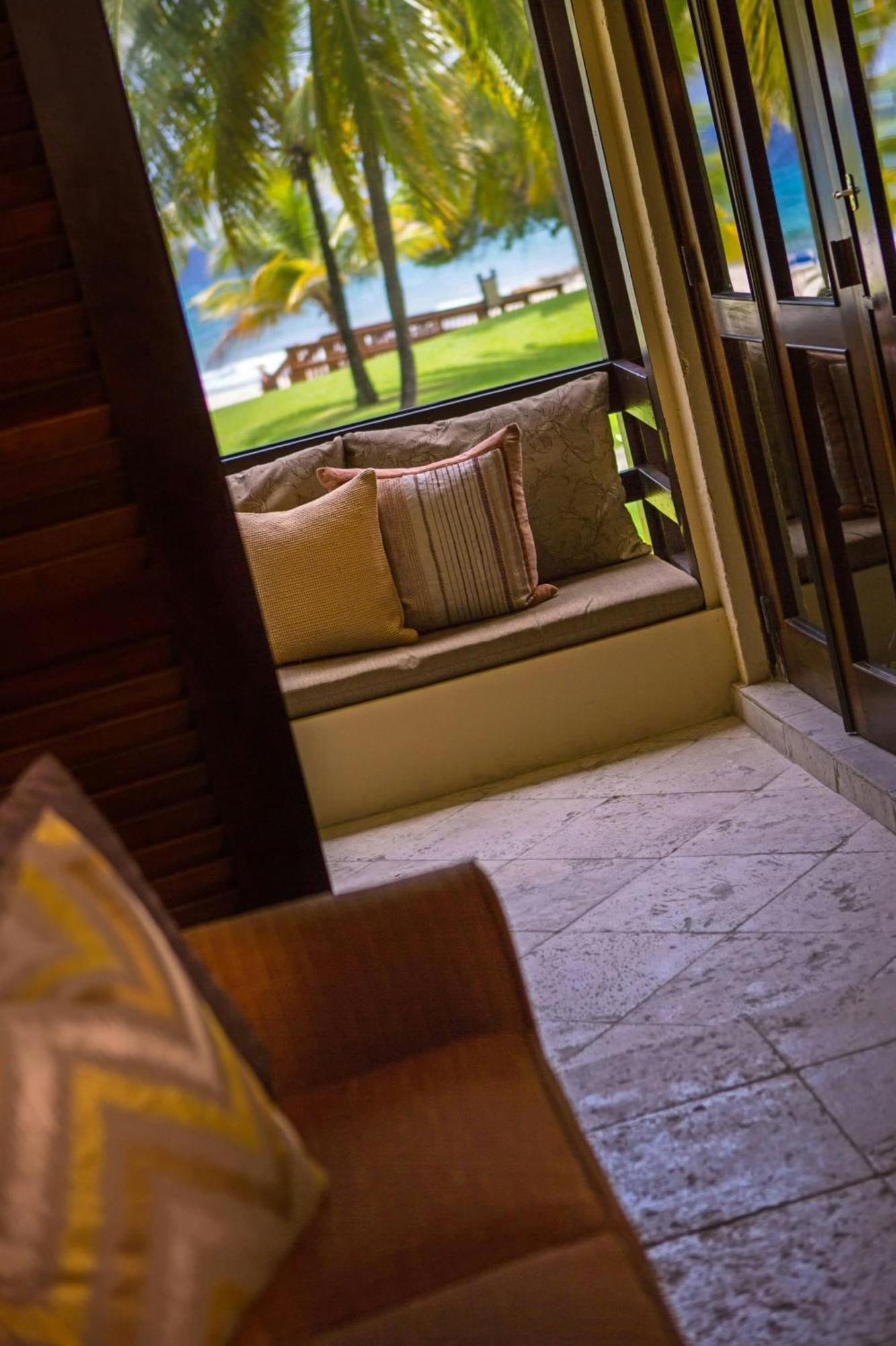 Carambola Beach Resort St. Croix, Us Virgin Islands Fountain Exterior photo